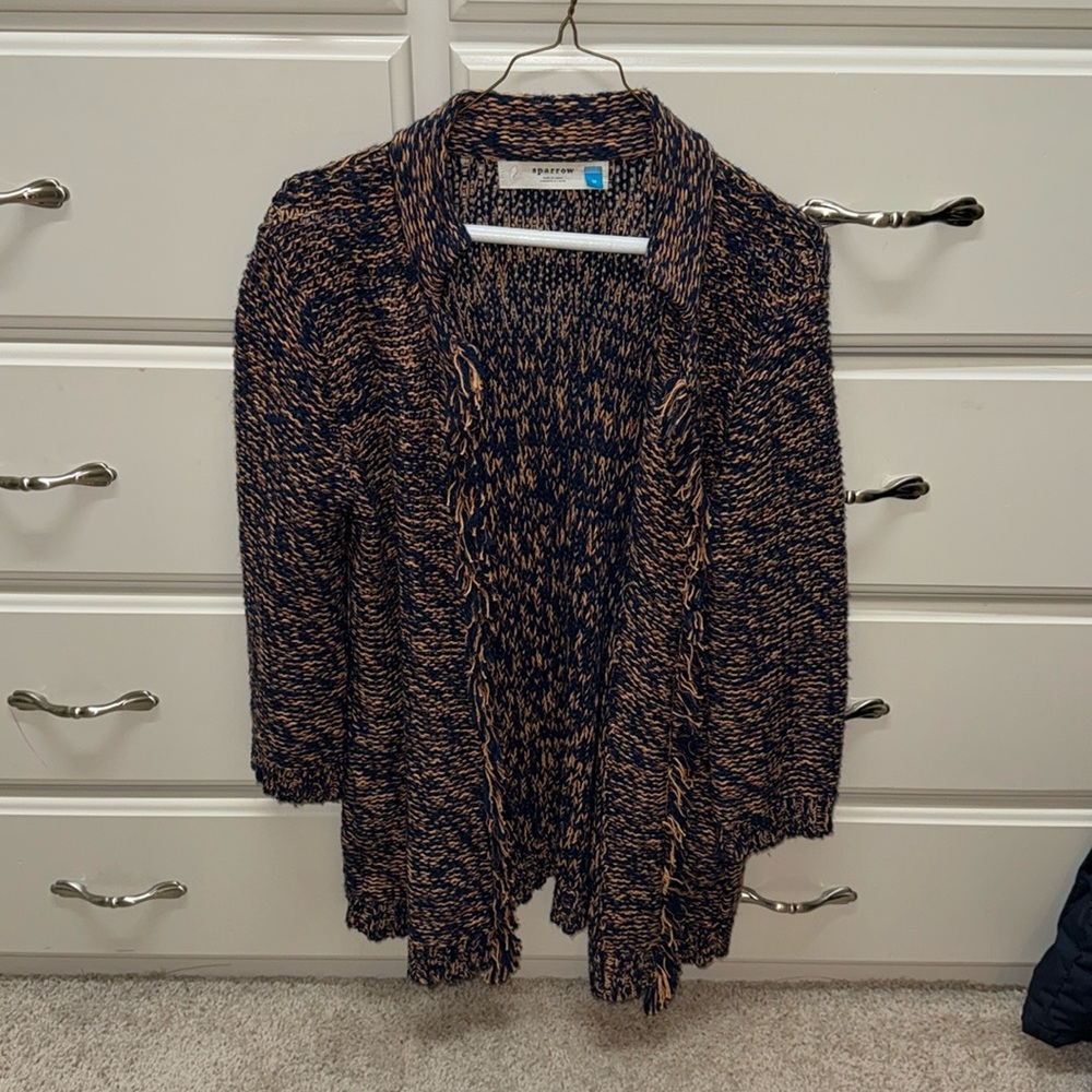 Anthropologie sweater medium